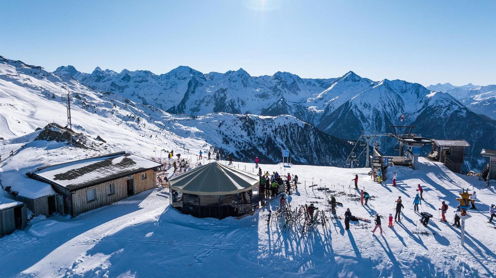 יארצנס Appartement Pitztal-Hochzeiger Inclusive Pitztal-Sommer Card מראה חיצוני תמונה