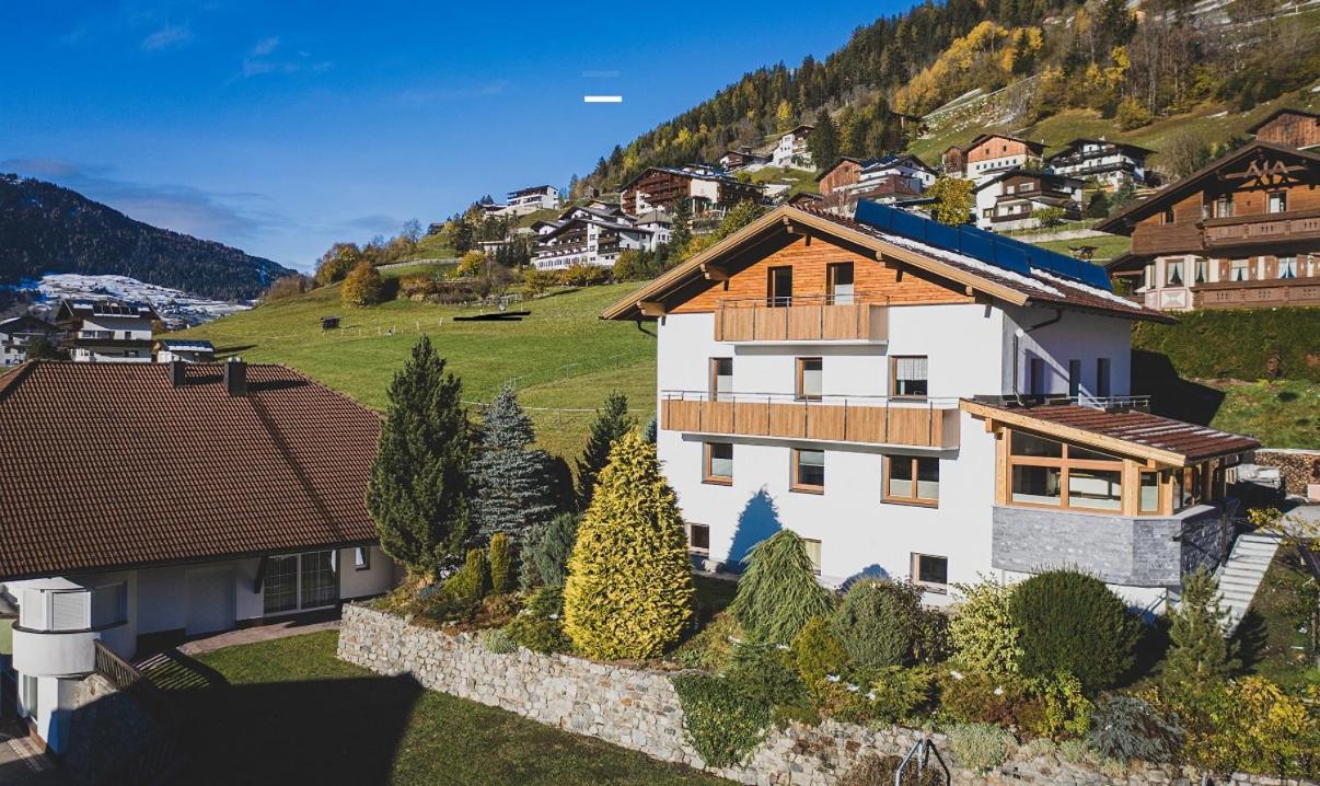 יארצנס Appartement Pitztal-Hochzeiger Inclusive Pitztal-Sommer Card מראה חיצוני תמונה